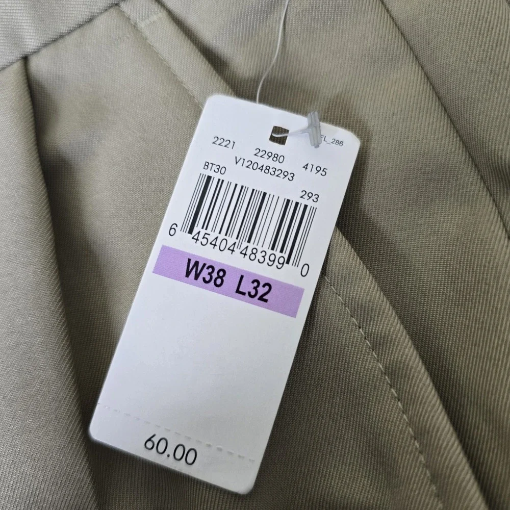 NEW Van Heusen Dress Pants Men 38x32 Beige Premium Traveler Non-Iron Classic Fit